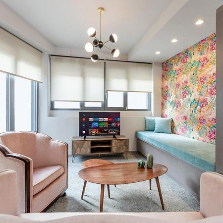 Pop Art Homm In Groovy Koukaki Apartman Athén Kültér fotó
