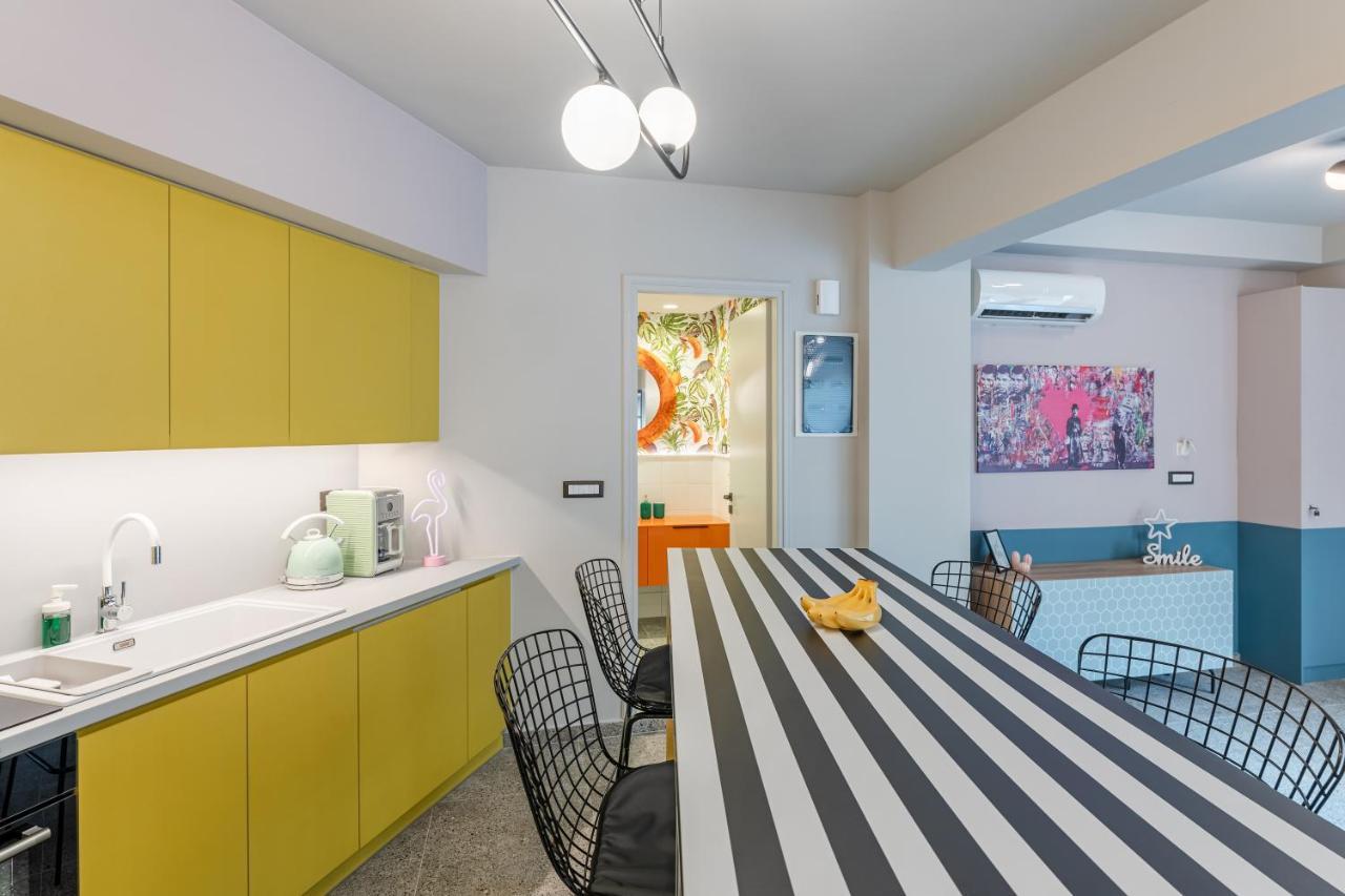 Pop Art Homm In Groovy Koukaki Apartman Athén Kültér fotó