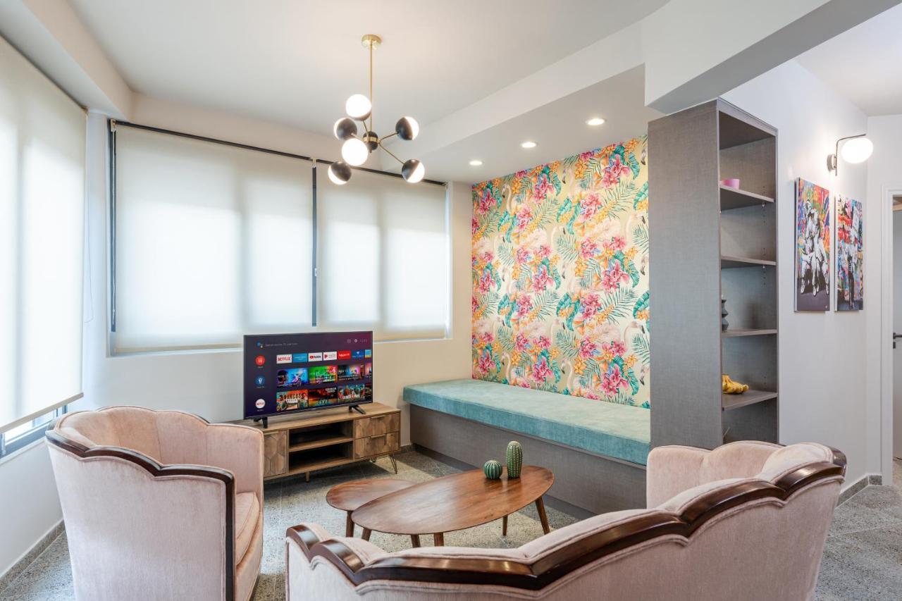 Pop Art Homm In Groovy Koukaki Apartman Athén Kültér fotó
