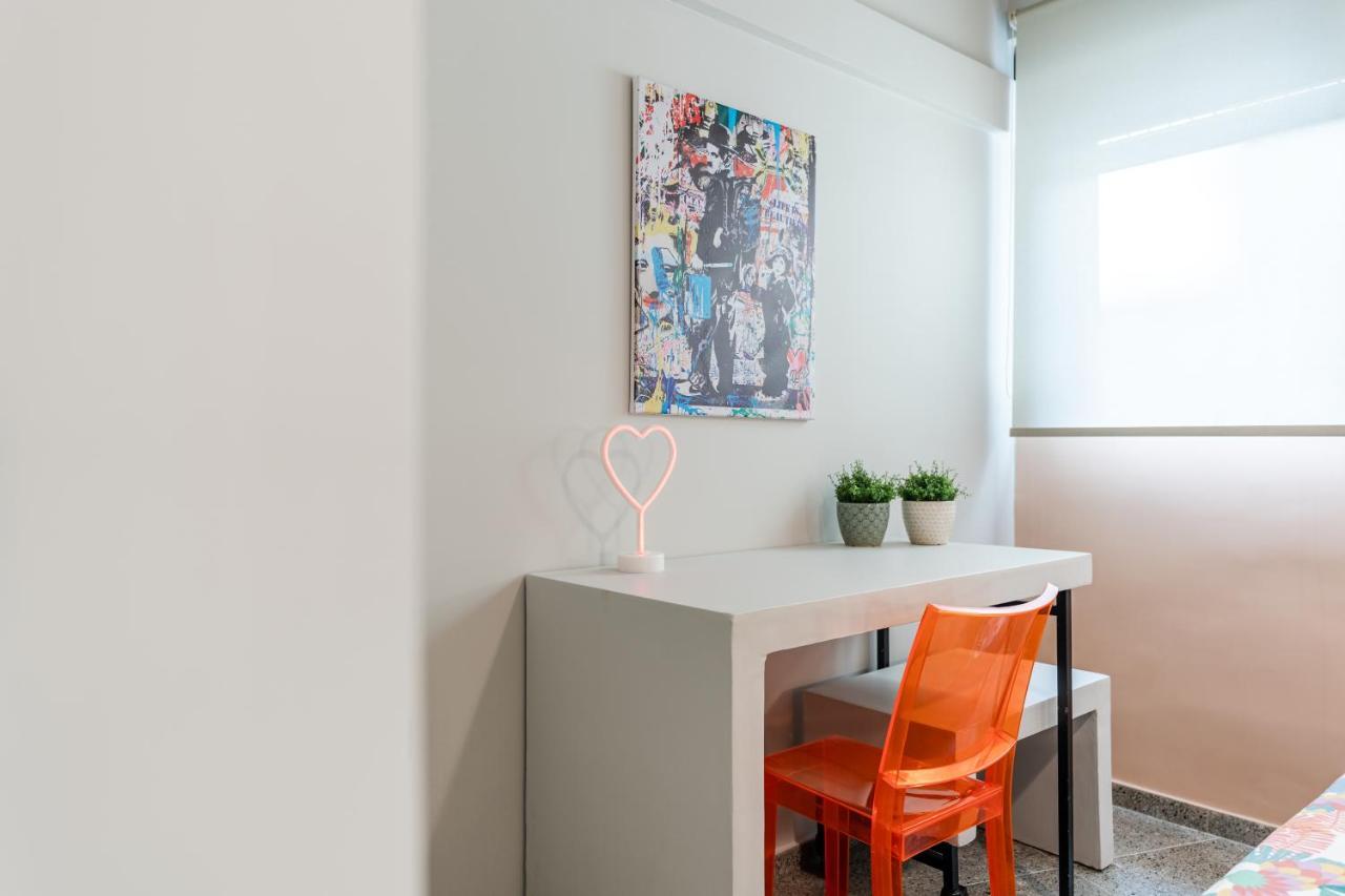 Pop Art Homm In Groovy Koukaki Apartman Athén Kültér fotó